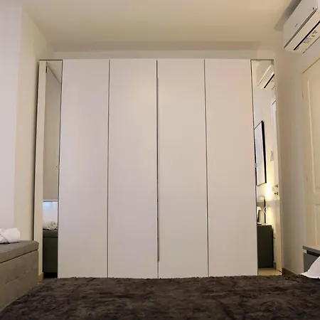 Apartamento Luxurious-fully Equipped & Renovated-2room Suite-elevator-quite Area-secure Parking Olbia